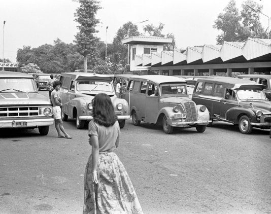 Mobil, Motor dan Lalu Lintas Jakarta 1950-1970